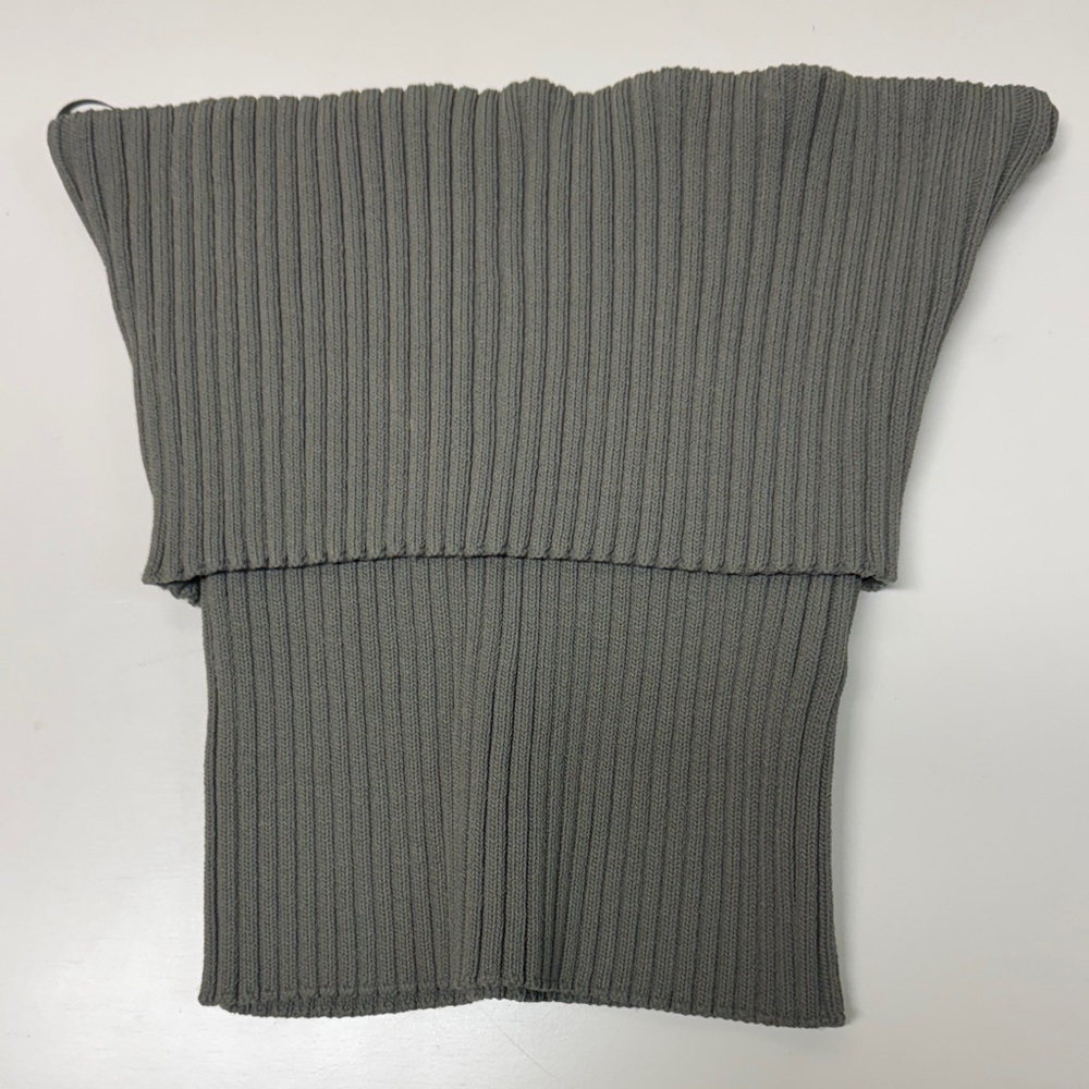 Zara Charcoal Ribbed tube Sweater size medium